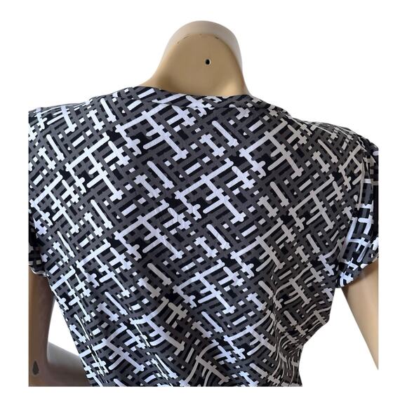 WORTHINGTON Womens Petite Size PL Short Sleeve Gray Black White Patterned Shirt - Picture 6 of 8